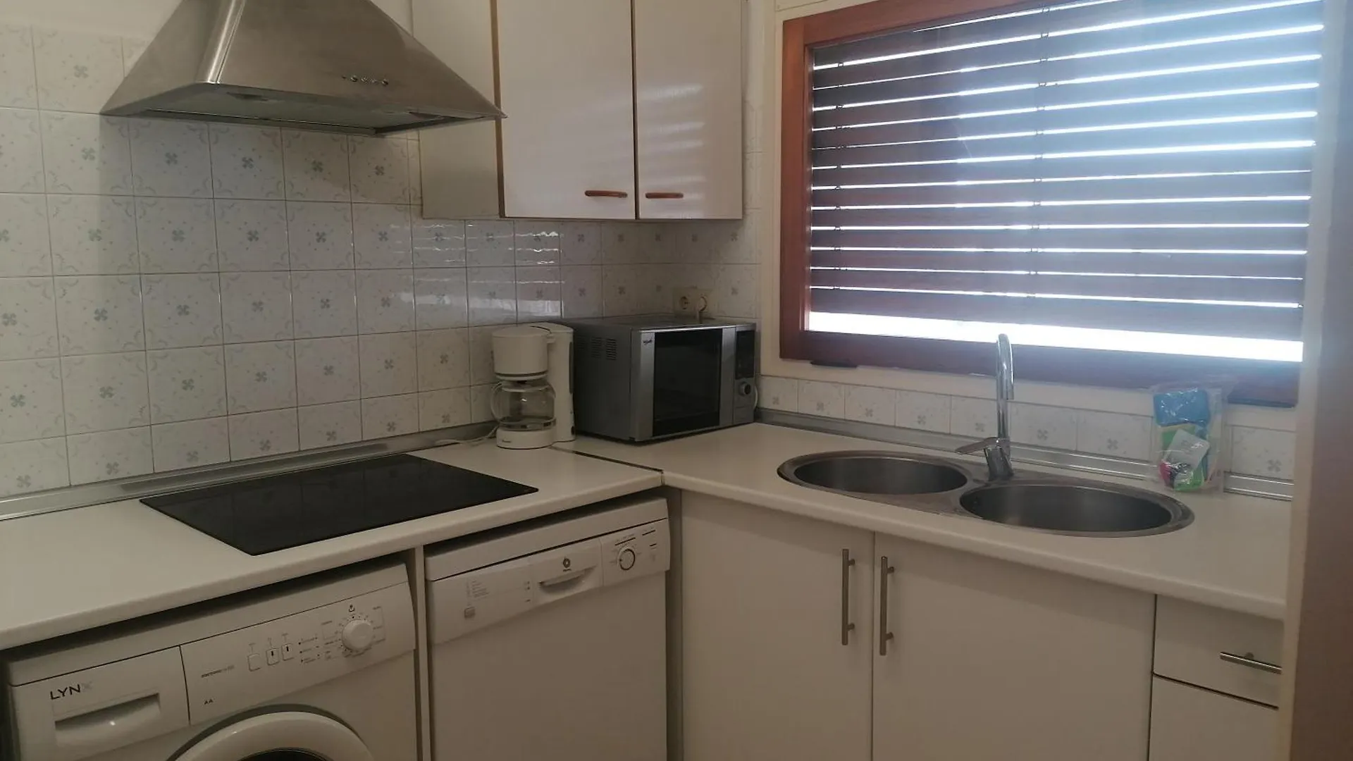 Global Immo 3370 La Solana A 4-09 Apartamento Roses 0*,