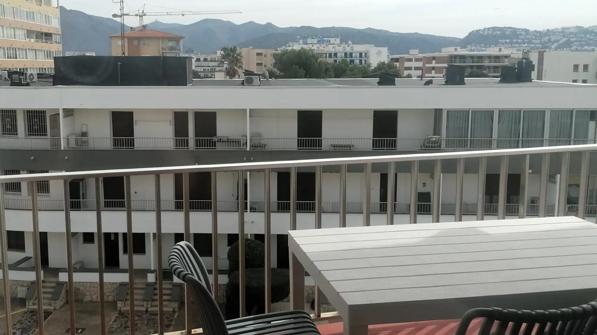 Global Immo 3370 La Solana A 4-09 Apartamento Roses